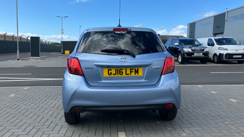 Toyota Yaris 1.33 VVT-i Icon 5dr Petrol Hatchback